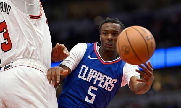 爱游戏体育-包含莱万多夫斯基新星赛事规则更新表现惊艳，快船未来可期！的词条