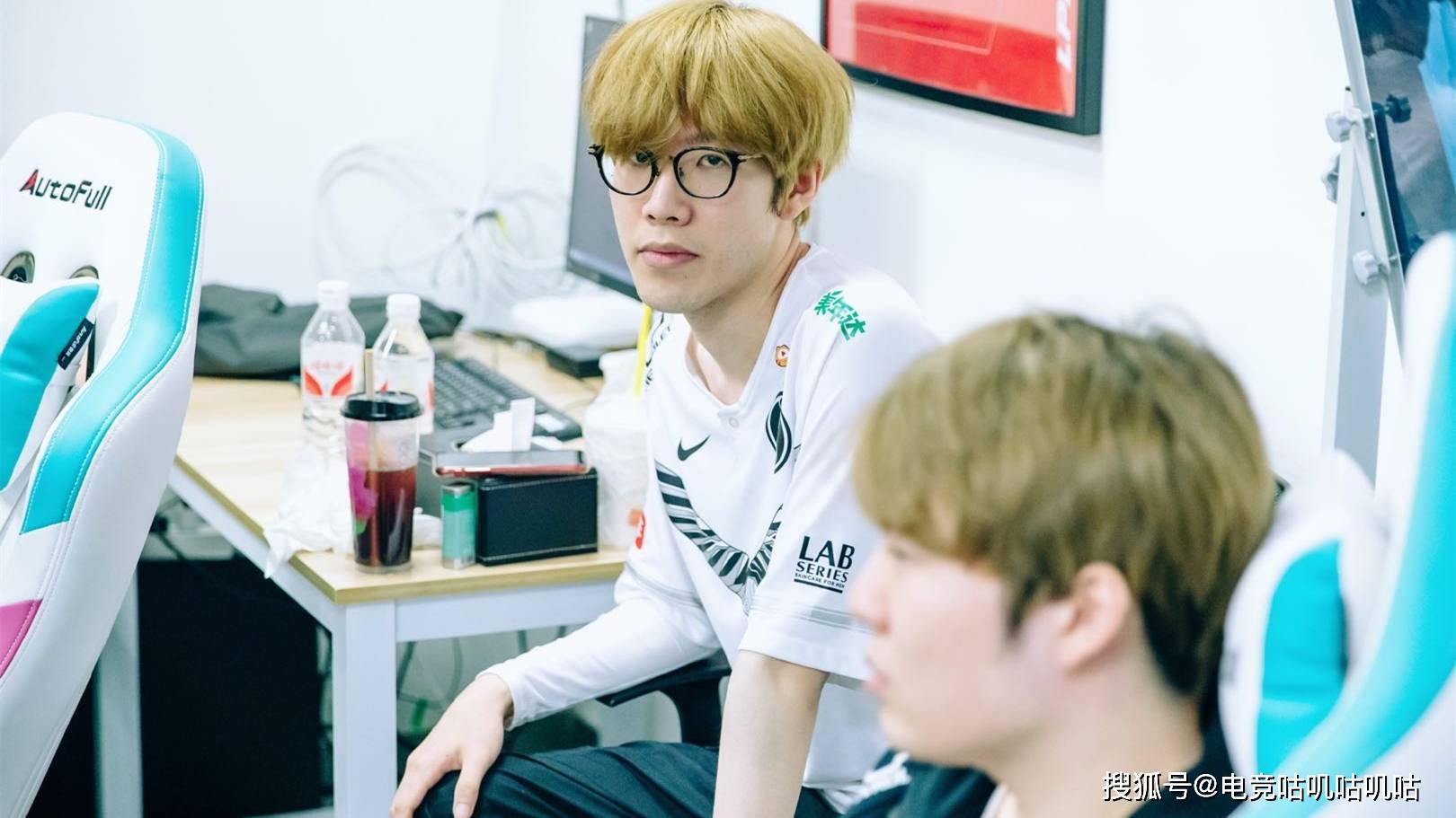 爱游戏体育-Rookie在切尔西比赛中回归赛场，爆冷引发热议！的简单介绍